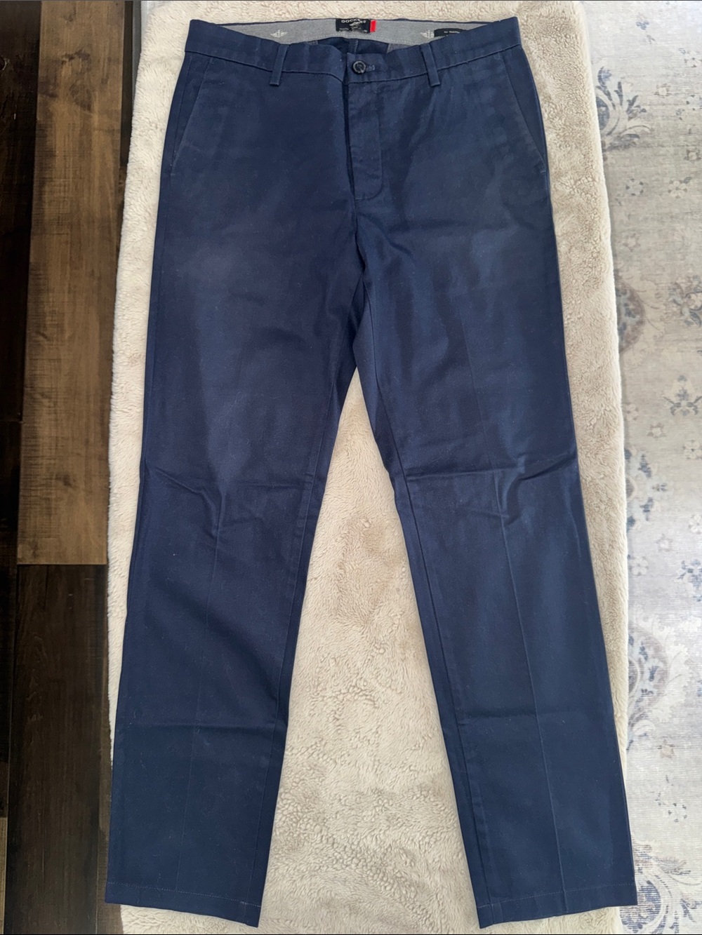 Dockers Men's Navy Slim Straight-Leg Khakis